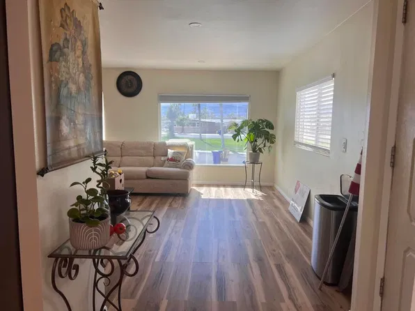 32180 San Miguelito Dr, Thousand Palms, CA 92276