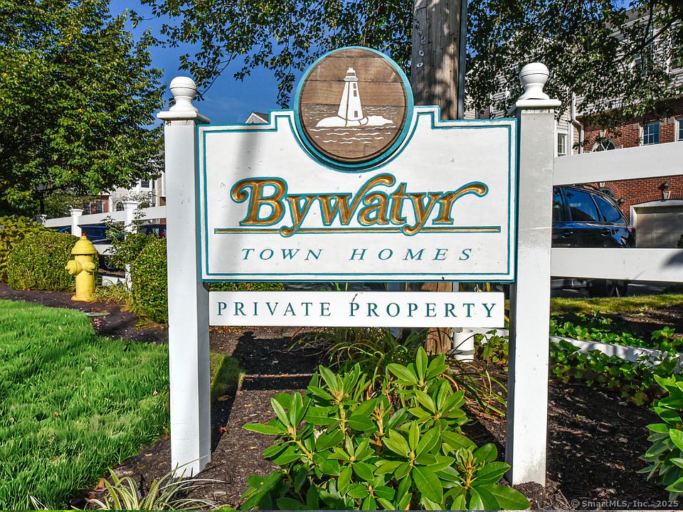 1st image of 80 Bywater Ln #80