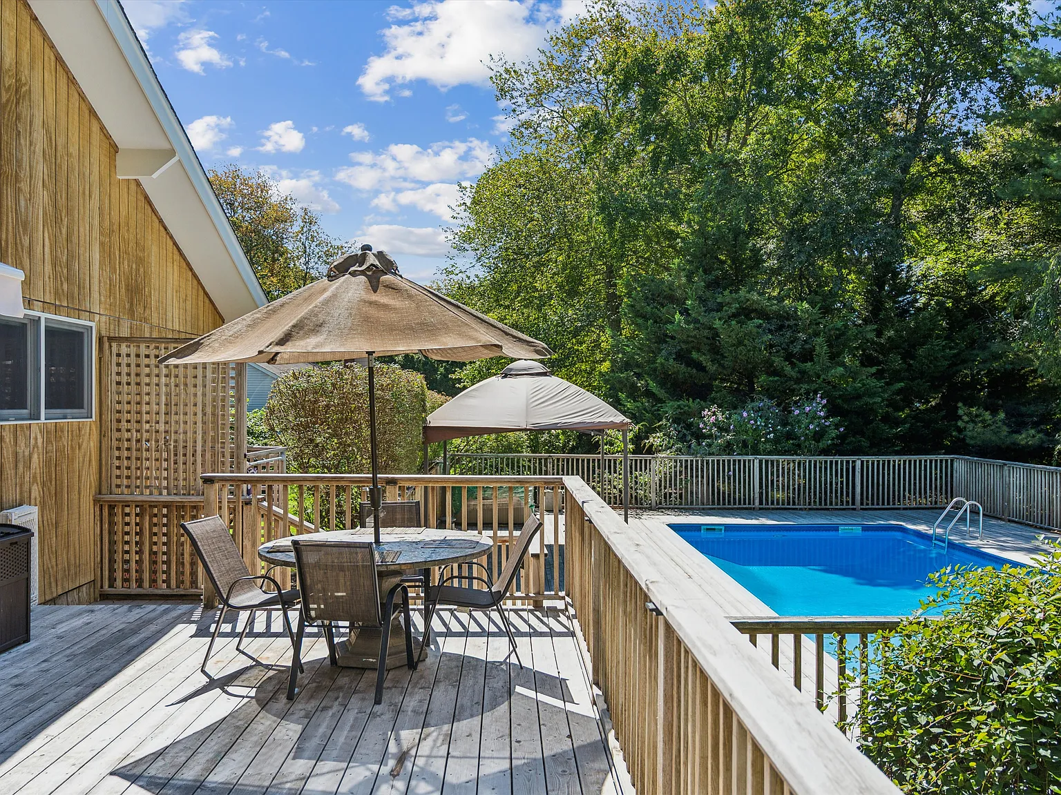 Westhampton Summer Rental with Pool — Photo 4