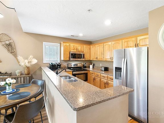5th image of 522 Peaceful Haven Drive #1232