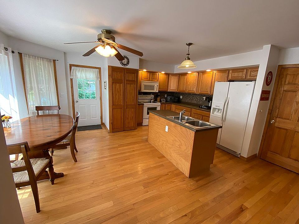 Kitchen/dining area 