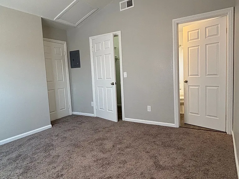 31759 Avenue E #102 — Photo 10