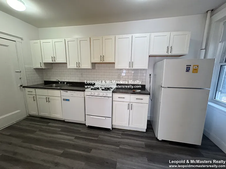 Woodstock Properties — Photo 28