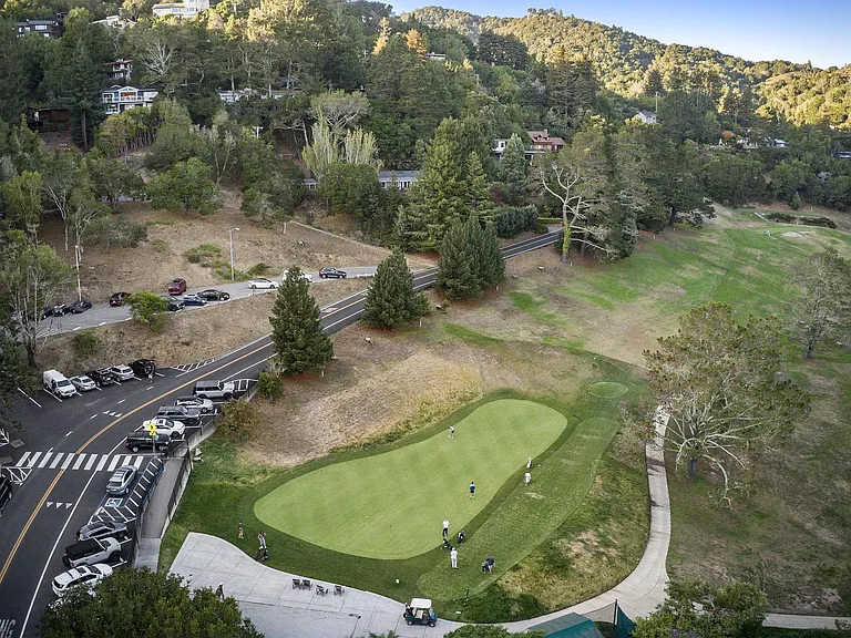 Country Club Dr — Photo 25