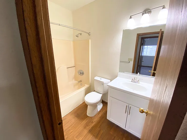 Waterchase Apartment Homes — Photo 9