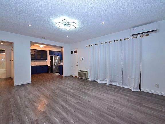 FULLY Upgraded large 2bed+1b, new kitchen, new bathroom, in-unit laundry machines