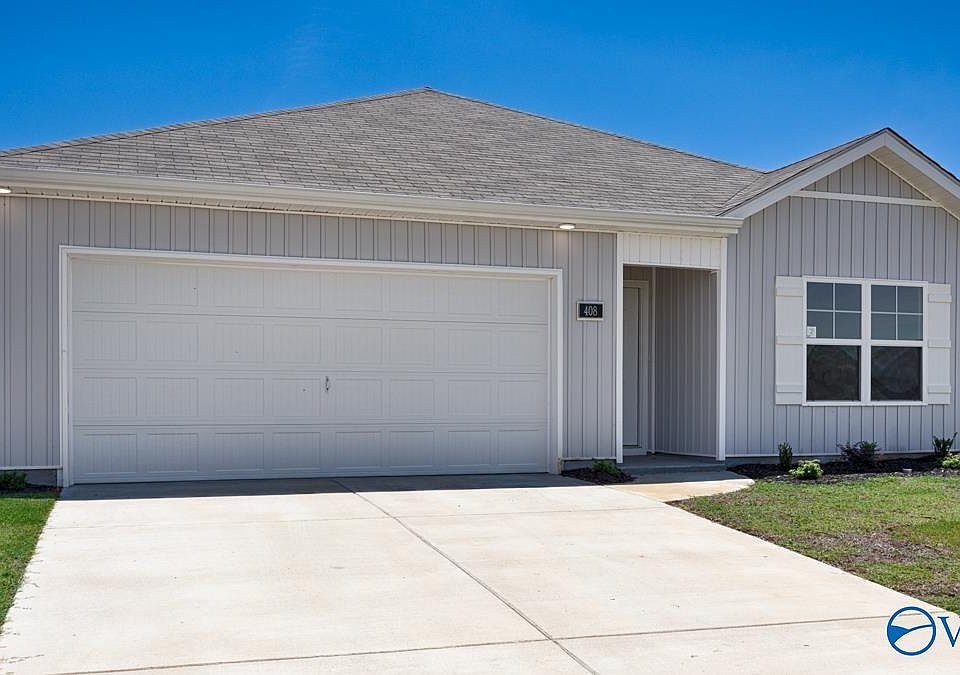 1st image of 402 Moringa Ln