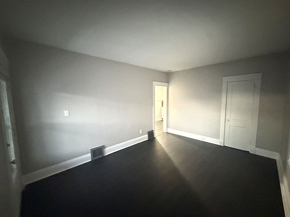 3rd image of 1623 Hopkins Ave #3