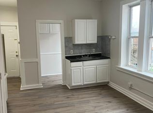 15 Worcester Pl #3, Holbrook, MA 02343