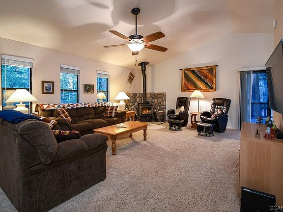 4th image of 1896 Evergreen Ln