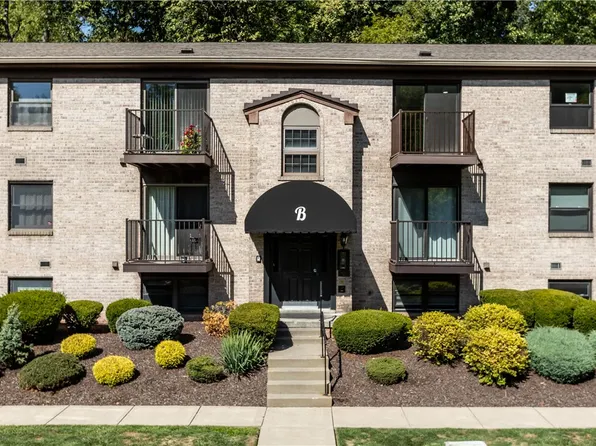 300 Gilkeson Rd APT 8B, Pittsburgh, PA 15228