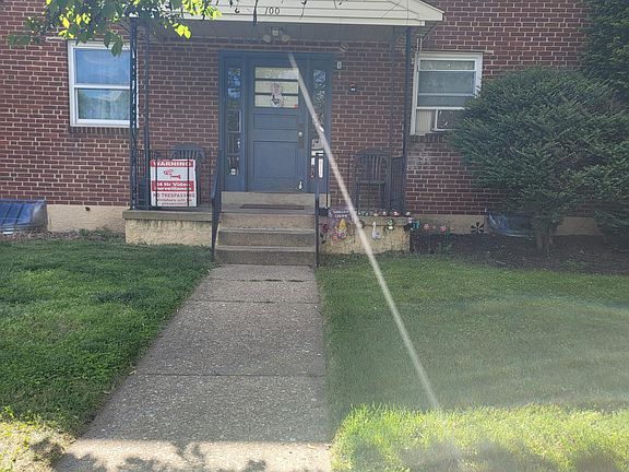 3rd image of 100 E Park Ave APT 1