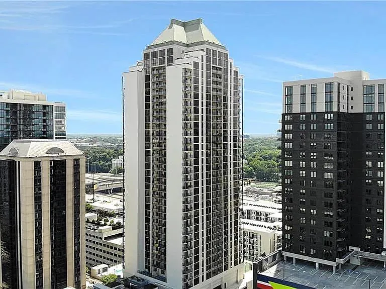 1280 W Peachtree St NW #1005 — Photo 1