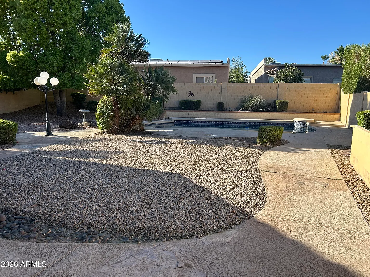 3 bed, 2.0 bath, 2359 sqft, $4,800 — Photo 4