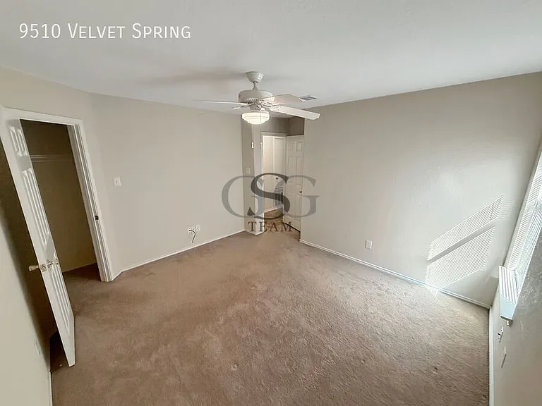 9510 Velvet Spg — Photo 24