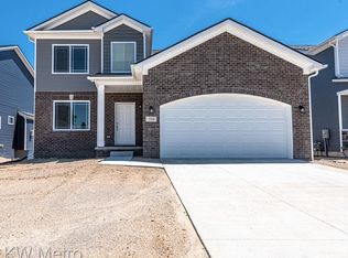 34625 John Bartley Cir, Sterling Heights, MI