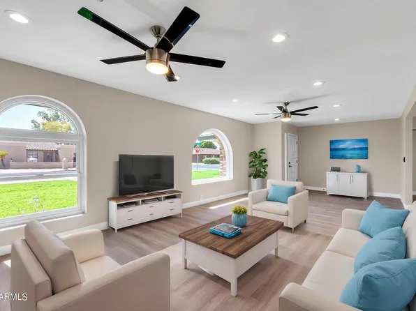 2428 E KENWOOD Circle, Mesa, AZ 85213