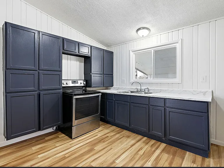 6455 Chestnut Ave — Photo 5