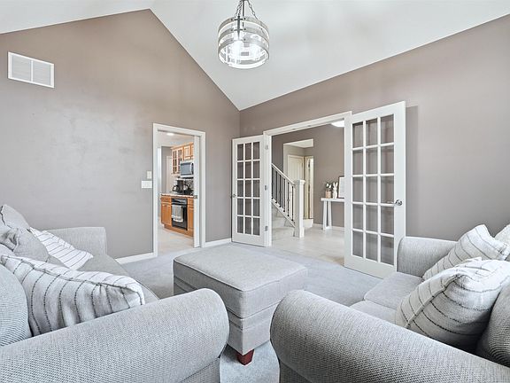 4th image of 4516 Hollopeter Rd