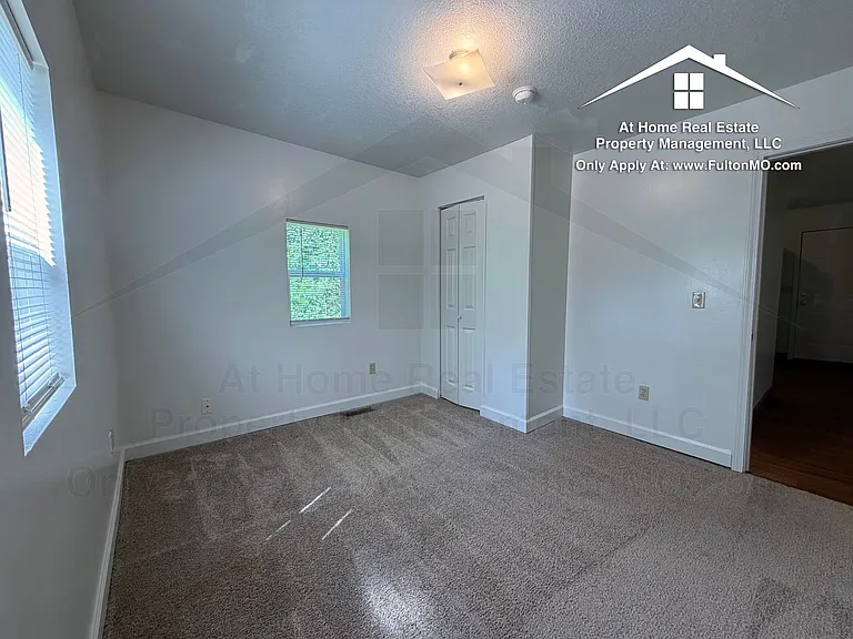 1514 Monroe St — Photo 16