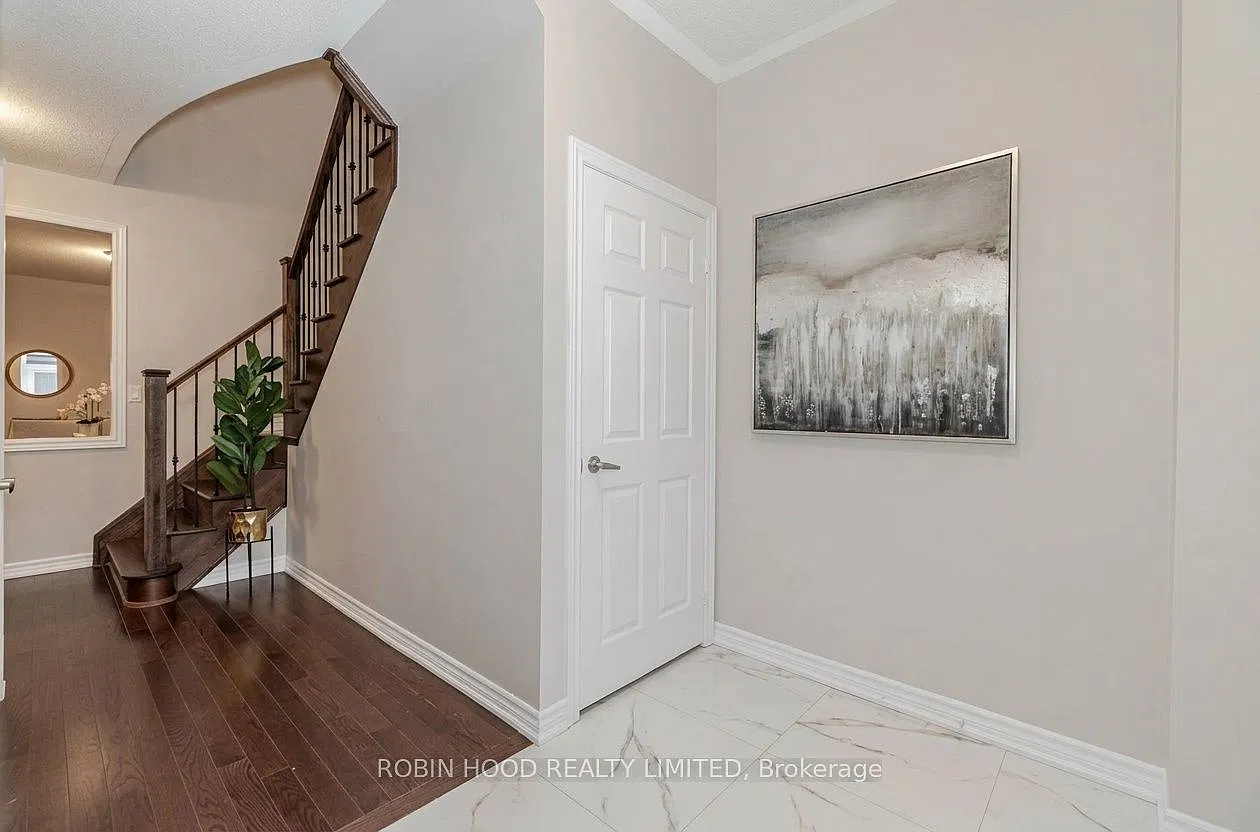 4 bed, $4,200 — Photo 4