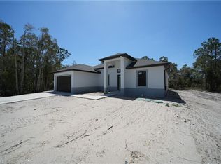 712 Goldwyn Ave S, Lehigh Acres, FL 33974