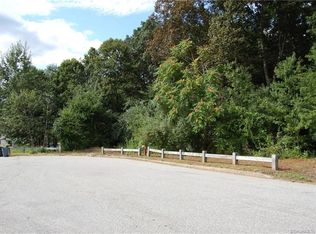 12 Farm Ponds Rd, North Stonington, CT 06359