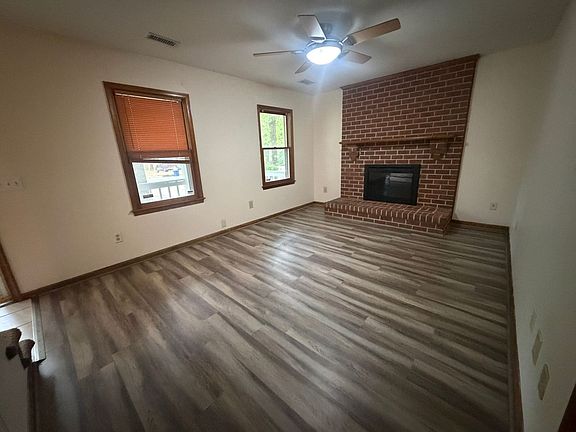4th image of 24405 Gaydell Dr