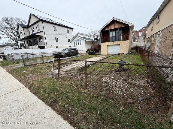 3rd image of 289 Norway Ave