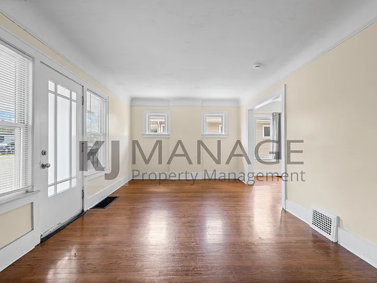 217 E Drayton St #1 — Photo 5