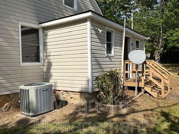 2nd image of 3133 Dick Smith Rd