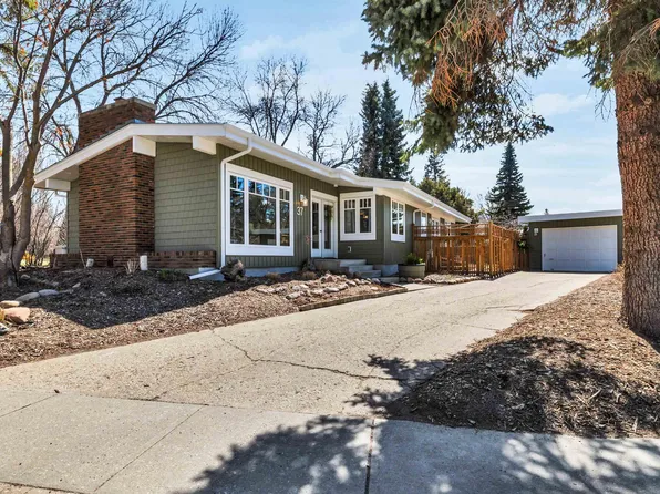 37 Glenmore Cres, Saint Albert, AB T8N 0S6