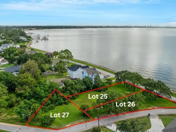 3422 Miramar Dr Lot 25-26-27, La Porte, TX 77571