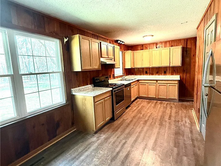4973 Dowd Rd — Photo 7