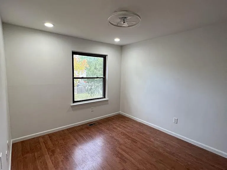 246 Fir Tree Ct — Photo 5