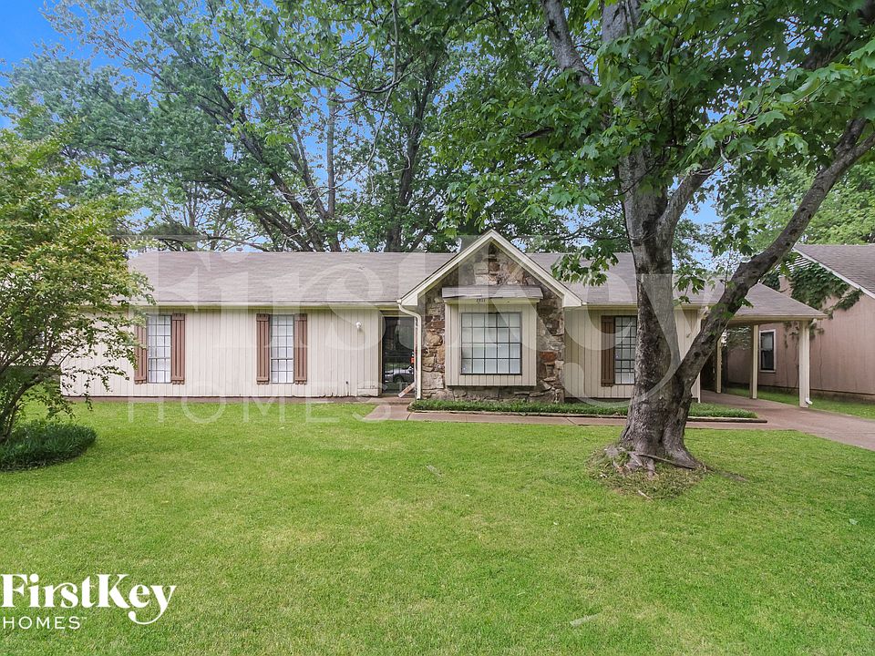 1st image of 3833 Lucerne Dr