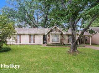 3833 Lucerne Dr, Memphis, TN 38115