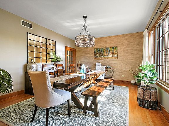 5th image of 3387 Woodhaven Dr