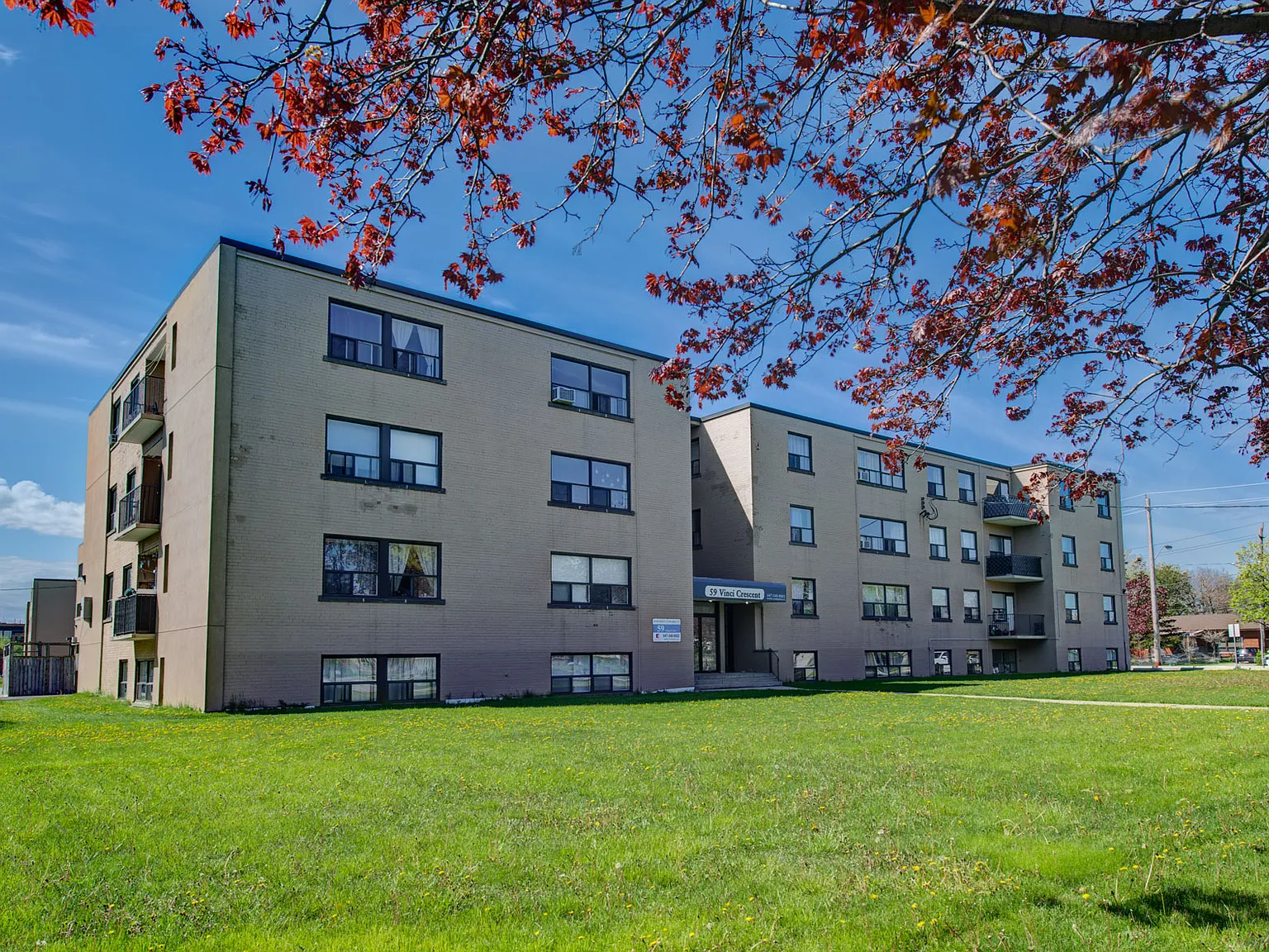59 Vinci Crescent — Photo 2