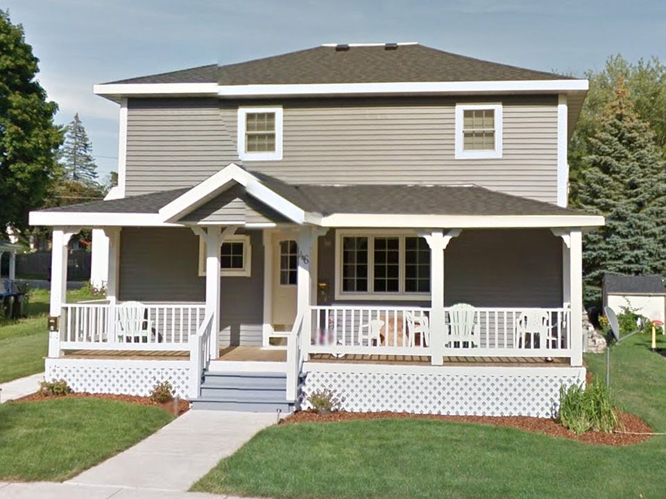 Front Unit Entrance Porch