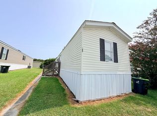 665 Terry Ln, Jacksonville, NC 28546