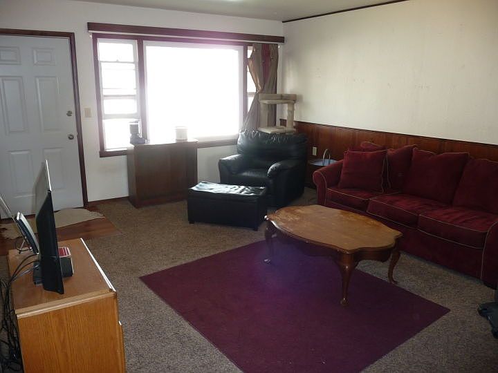 1st image of 620 Howard Ave #2