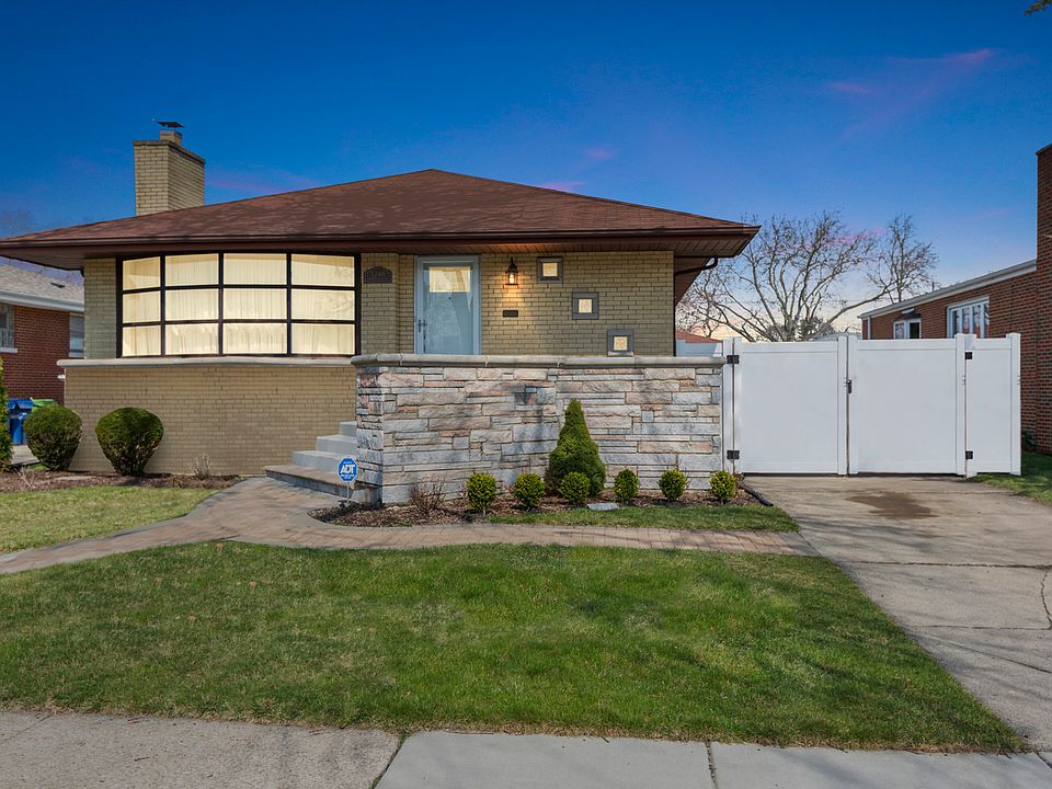 1st image of 5248 Oakdale Dr