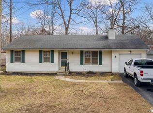 8056 Wiseman Rd, Lambertville, MI 48144