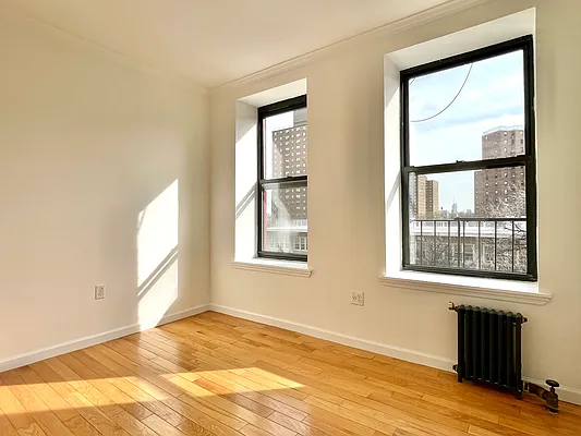 Rented by Compass | media 31