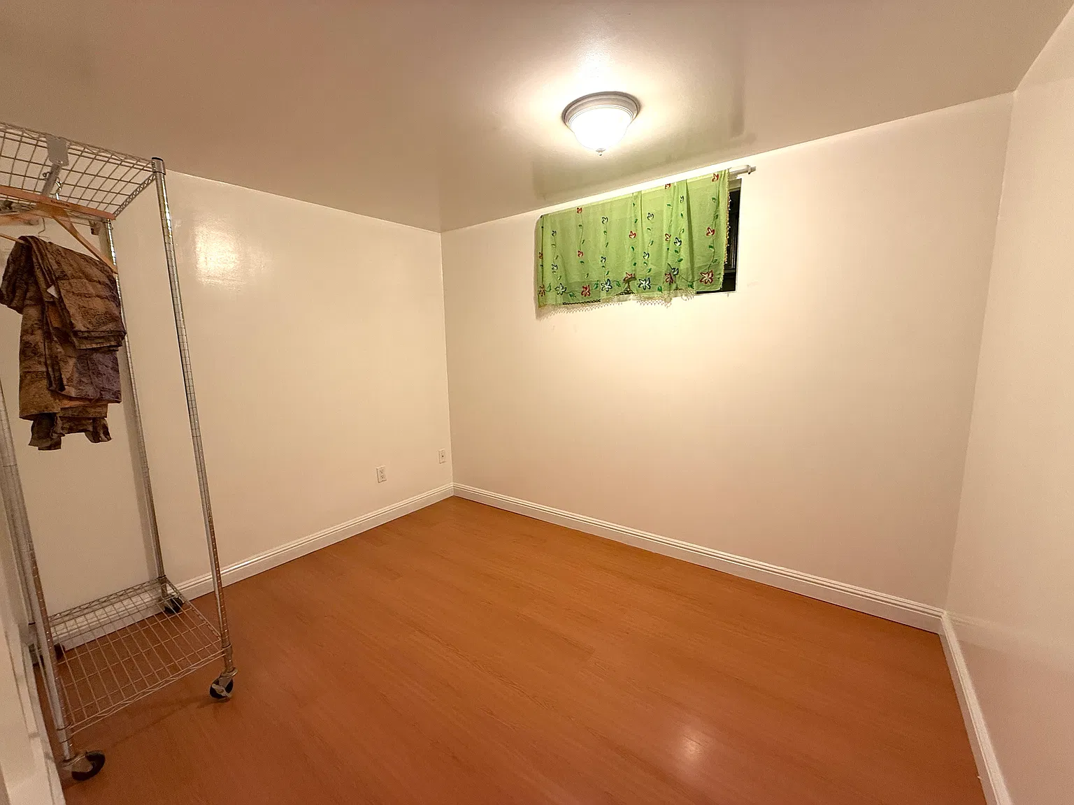 1 bed, 600 sqft, $1,800 — Photo 2