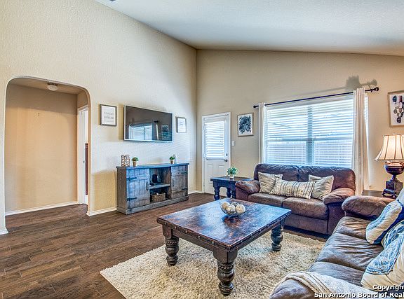 5th image of 169 Jolie Cir