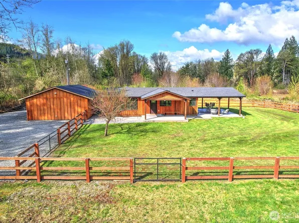 30313 State Route 530 NE, Arlington, WA 98223