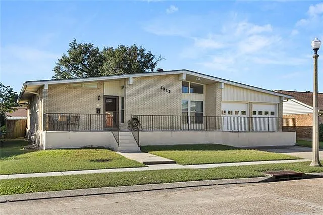 6312 Schouest St — Photo 2