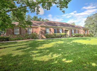 5508 Commanche Dr, Kingsport, TN 37664